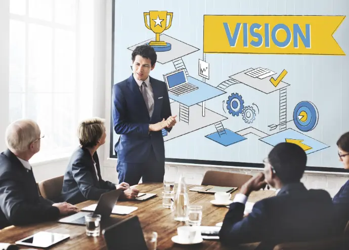 Team strategizing business finance with vision planning – ChiefFin Advisors